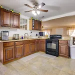 Pet-Friendly Las Vegas Home Shared Pool And Hot Tub