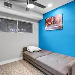 Family Reunion, Remodeled, King Beds, X-Box, Desks