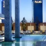 Palms Place Studio With Balcony & Strip View