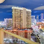 Balcony Strip View Suite * Mgm Signature Tower 3