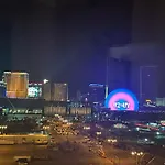 Signature Mgm Suite With Strip And Sphere View