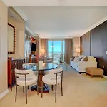 Luxurious 1 Bd/2Bth Premium Suite Mgm Signature W/Balcony