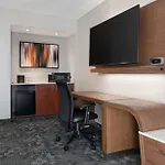 Courtyard By Marriott Las Vegas Convention Center