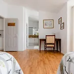 Rose Canyon- 5 Bedroom Home In Las Vegas