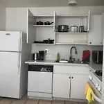 Super 1 Bedroom With Private Bathroom, Shared Kitchen Room -3
