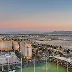 Mgm Signature-37-814 1Br 2Ba F1 Pits View Balcony