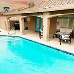 Mirage Pool House - Heart Of Lv, Swimming Pool, Games, Heavenly Relaxation