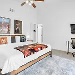 8Br 5Ba Superhero Retreat-King Beds, Bbq, Hammock, Firepit, Minigolf, Workspace