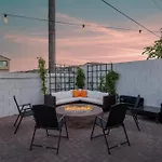 8Br 5Ba Superhero Retreat-King Beds, Bbq, Hammock, Firepit, Minigolf, Workspace