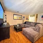 Spacious 4Br Fam Retreat King Bed Wifi And Parking