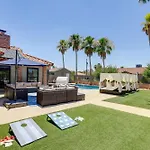 Spacious Las Vegas Getaway With Private Pool And Spa!