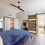 Family Oasis Ranch With Pool Near Mystic Falls