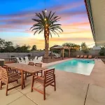 Tropicana Desert 5 Bdrm X 3 Bth King Beds Sleeps Up To 12