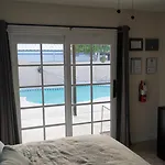 Chic 1 Bedroom Quiet And Private Side Apt No Shared Area