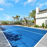 Ultimate Family Getaway Pickleball Heated Pool