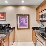 Signature Mgm 1 Bedroom Penthouse Suite