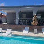 Cozy Desert Retreat - Pool, Spa, Views
