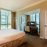 Mgm 12721 Executive Corner 1Br Strip View Balcony