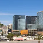 Hampton Inn Tropicana