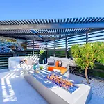 Summerlin Luxury-Modern Home With Pool And Cabana!