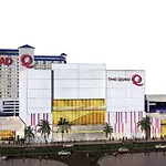 Quad Resort And Casino