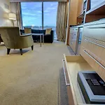 Trump Tower Studio Condo - Walk To Las Vegas Strip
