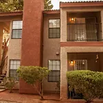 Luxurious stay at modern condo