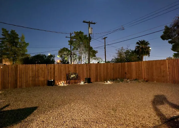 Beautiful 3 Bed/2 Bath Cozy Get Away Home