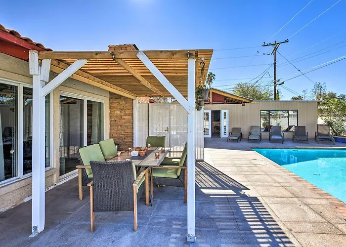 Elegant Home With Pool Table 3 Mi To Vegas Strip!