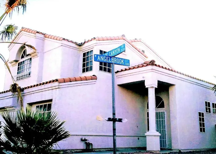Rose Canyon- 5 Bedroom Home In Las Vegas