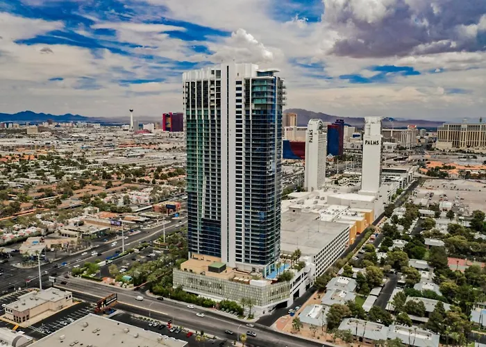 Stripviewsuites Two-Bedroom Con-Joined Exclusive Condo