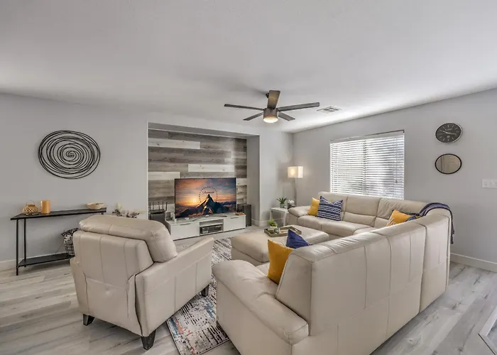 3Br Home Near Shop,Dining, Summerlin Mall-Furnished
