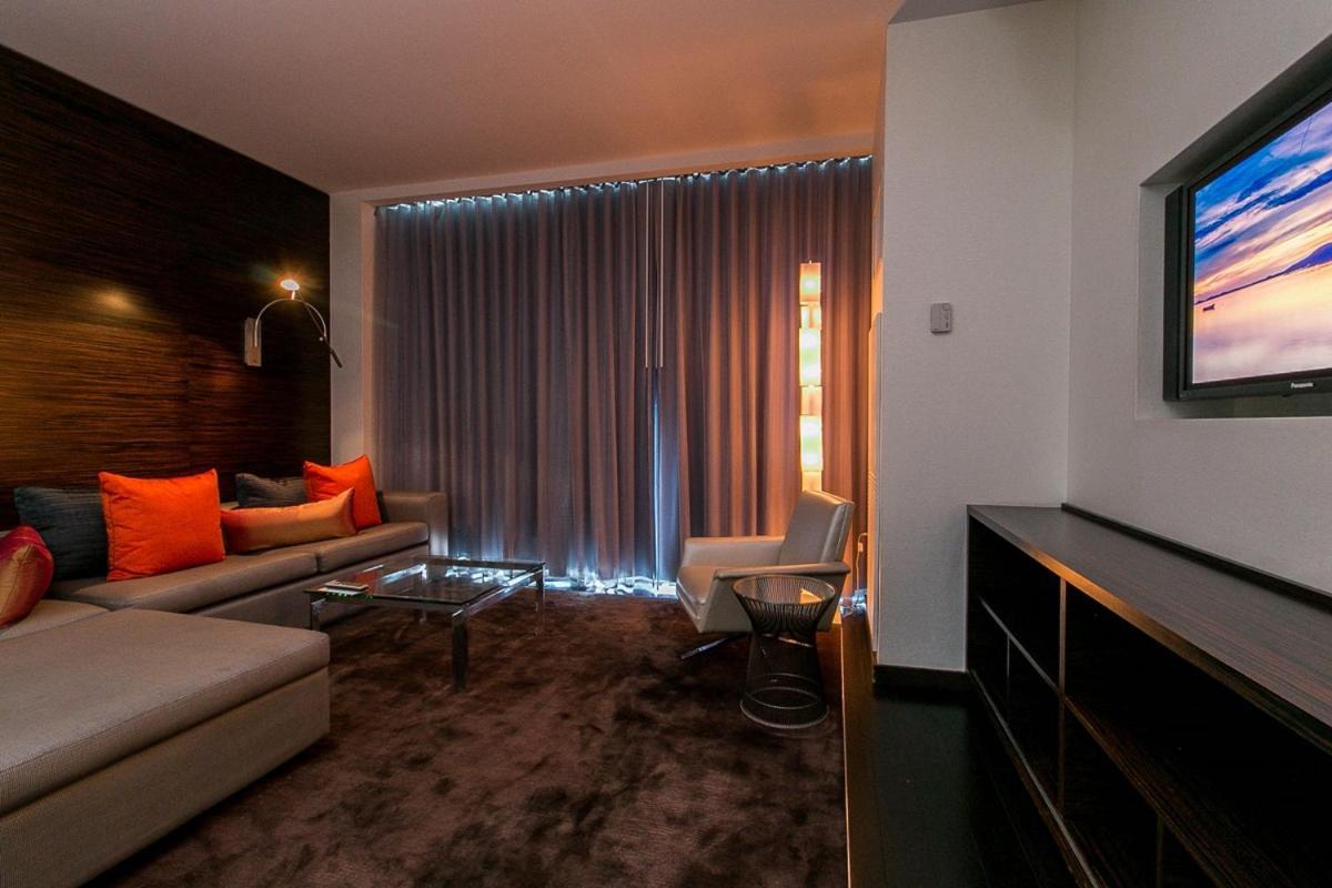Palms Place Strip View Aparthotel