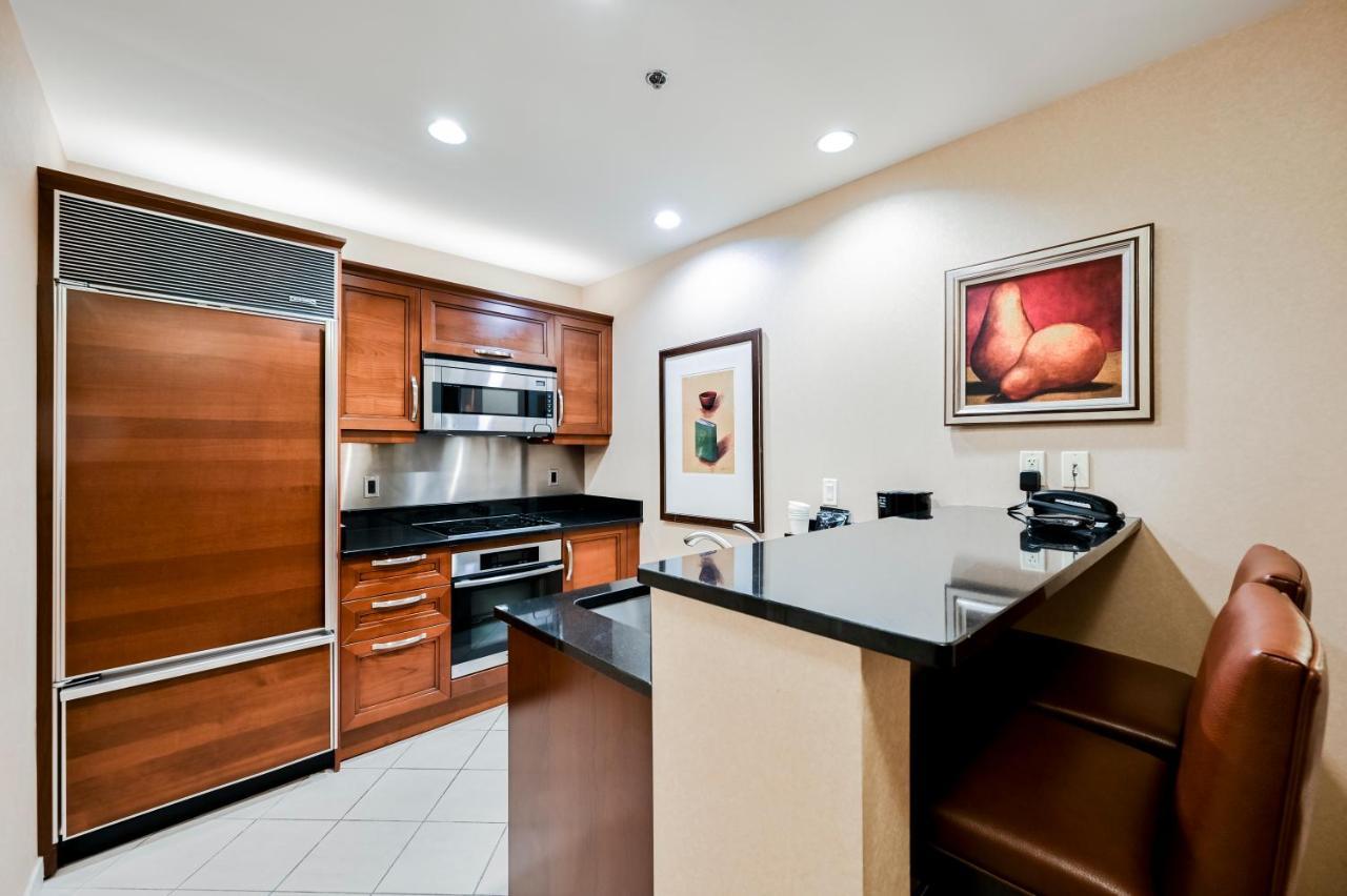 Appart hôtel Stripviewsuites At Signature