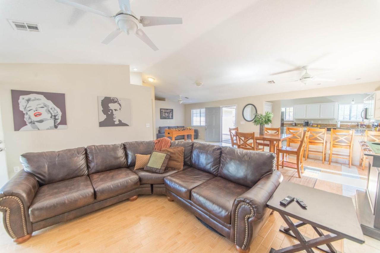 Сasa de vacaciones Relax In Style!! Pool, Vegas Games, Rv Parking Las Vegas