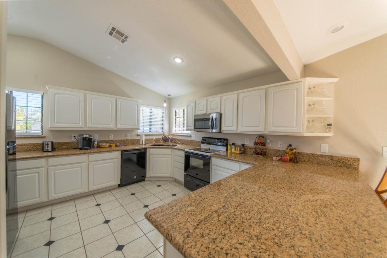 Relax In Style!! Pool, Vegas Games, Rv Parking * Las Vegas