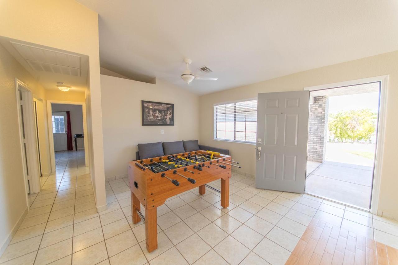 Relax In Style!! Pool, Vegas Games, Rv Parking Сasa de vacaciones Las Vegas