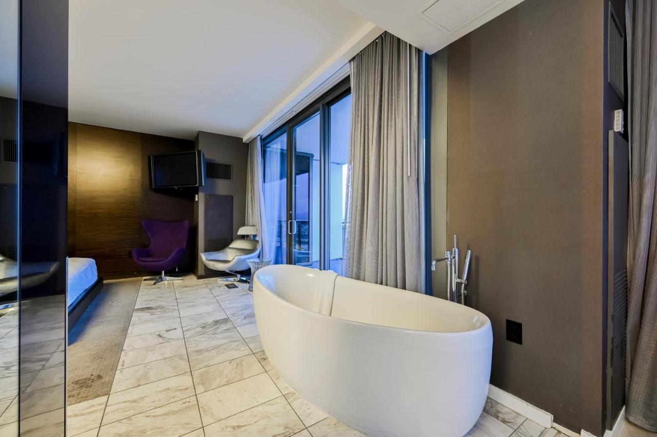 Stripviewsuites Two-bedroom Conjoined At Palms Place Aparthotel *