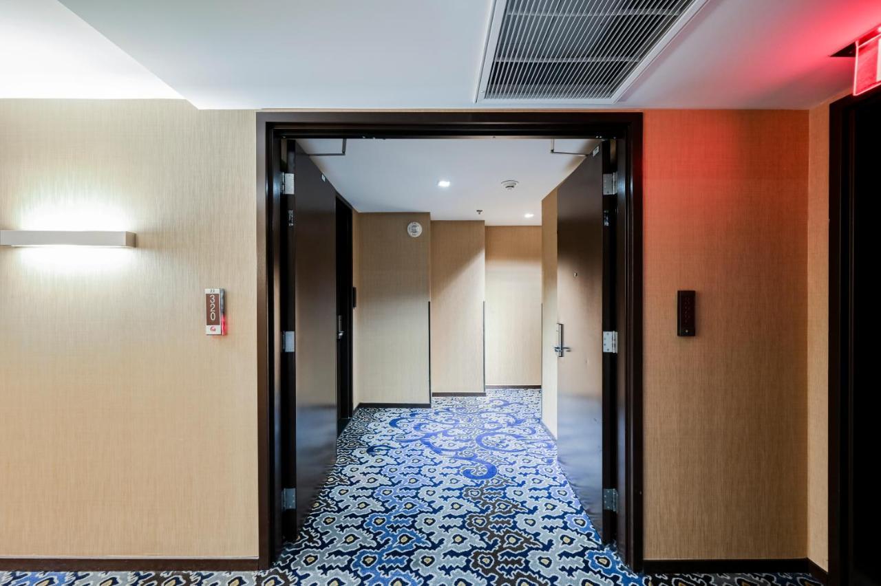 Stripviewsuites Two-bedroom Conjoined At Palms Place Aparthotel *
