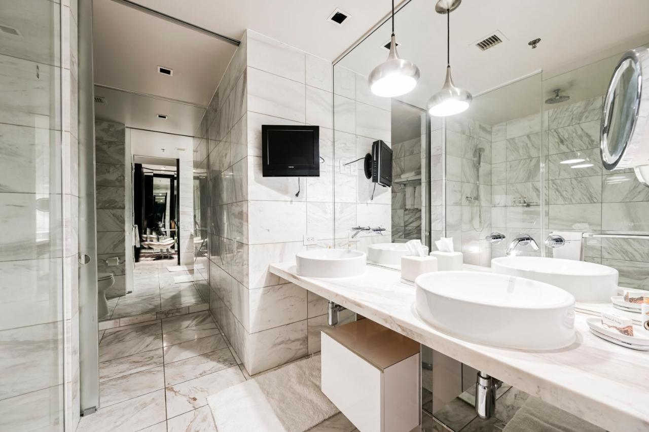 Stripviewsuites Two-bedroom Conjoined At Palms Place Aparthotel *
