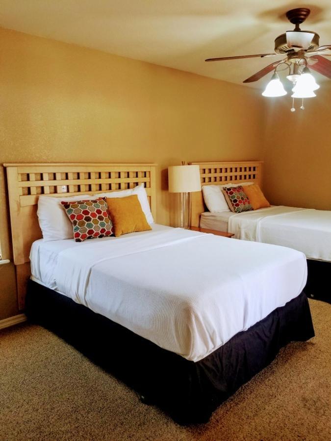 Close To Strip, Very Private, Gated, Huge Floorplan, Wifi, Washer&dryer Casa vacanze
