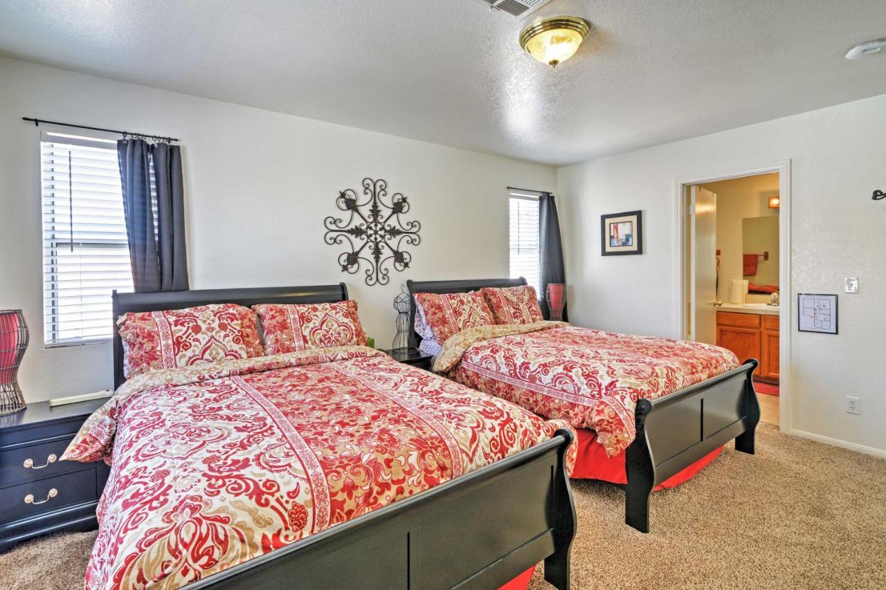 Hébergement de vacances Spacious Vegas - Near Golfing And Hiking! *