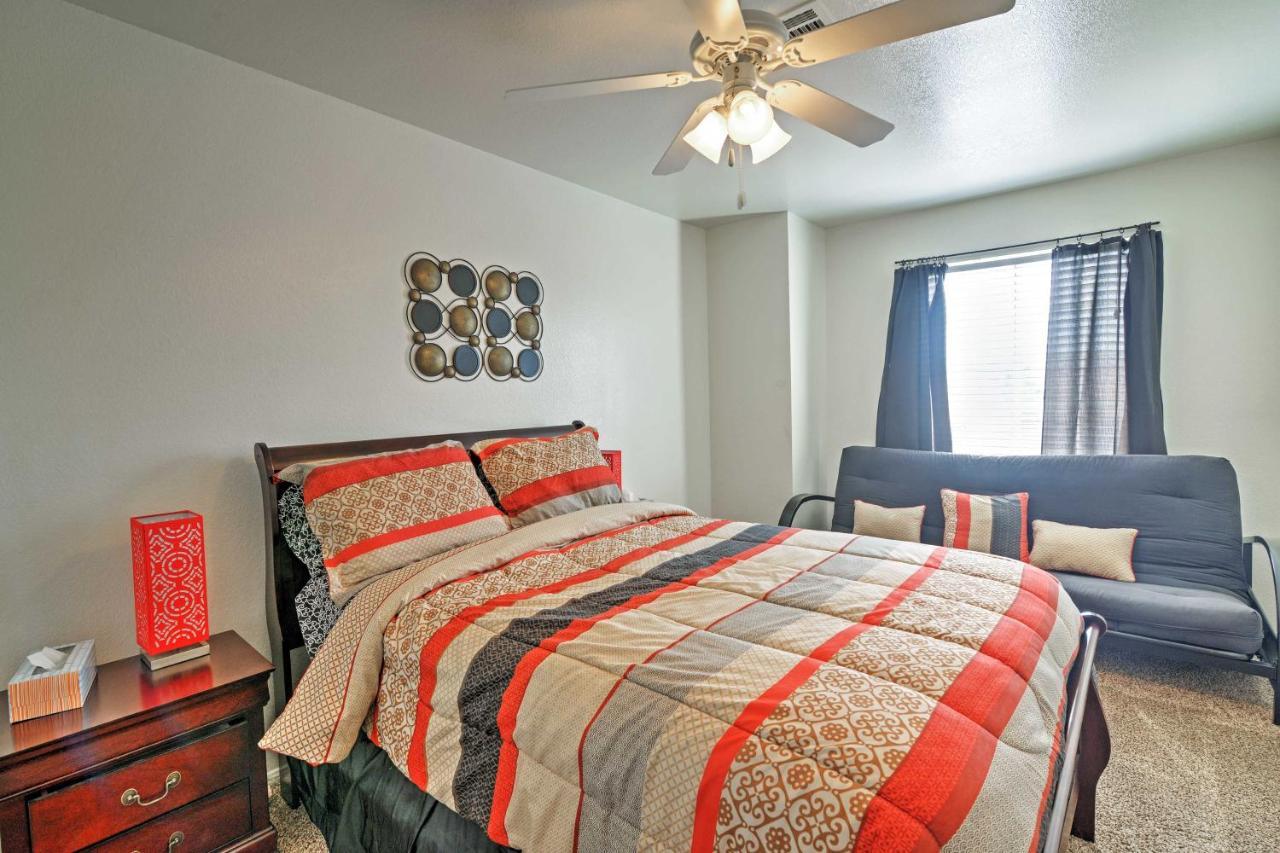 Hébergement de vacances Spacious Vegas - Near Golfing And Hiking! *