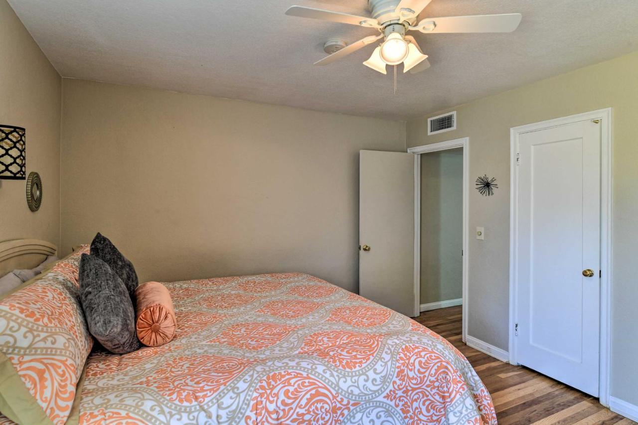 Vintage Downtown Vegas Retreat Less Than 3 Mi To Strip! Hébergement de vacances *