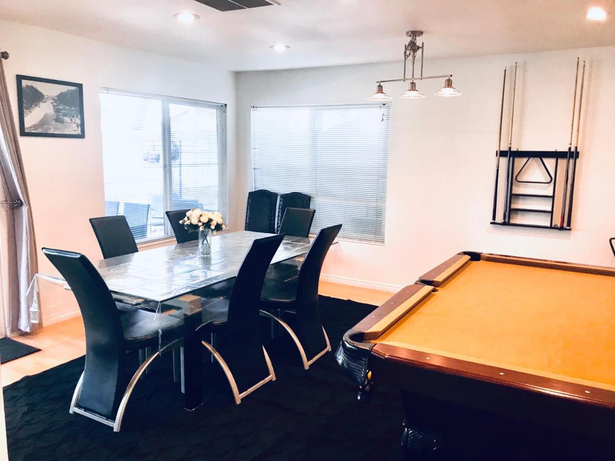 Urban Colonial In The Heart Of Vegas Holiday home Las Vegas