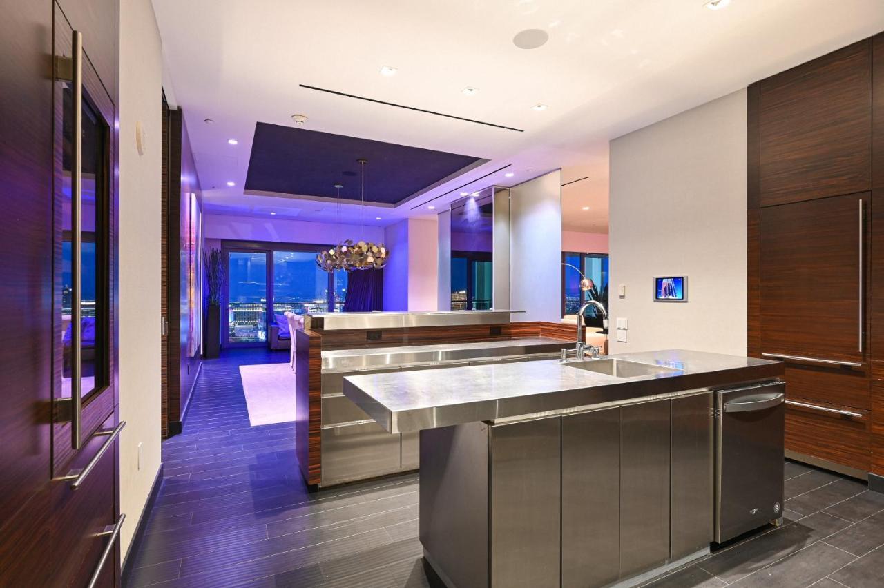 Stripviewsuites Penthouse Aparthotel *