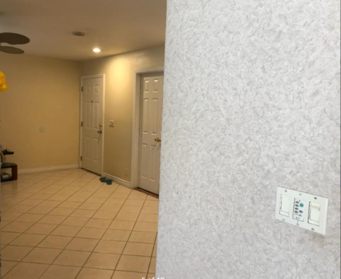 Homestay New Bedroom Queen Size Bed At Vegas For Rent-4
