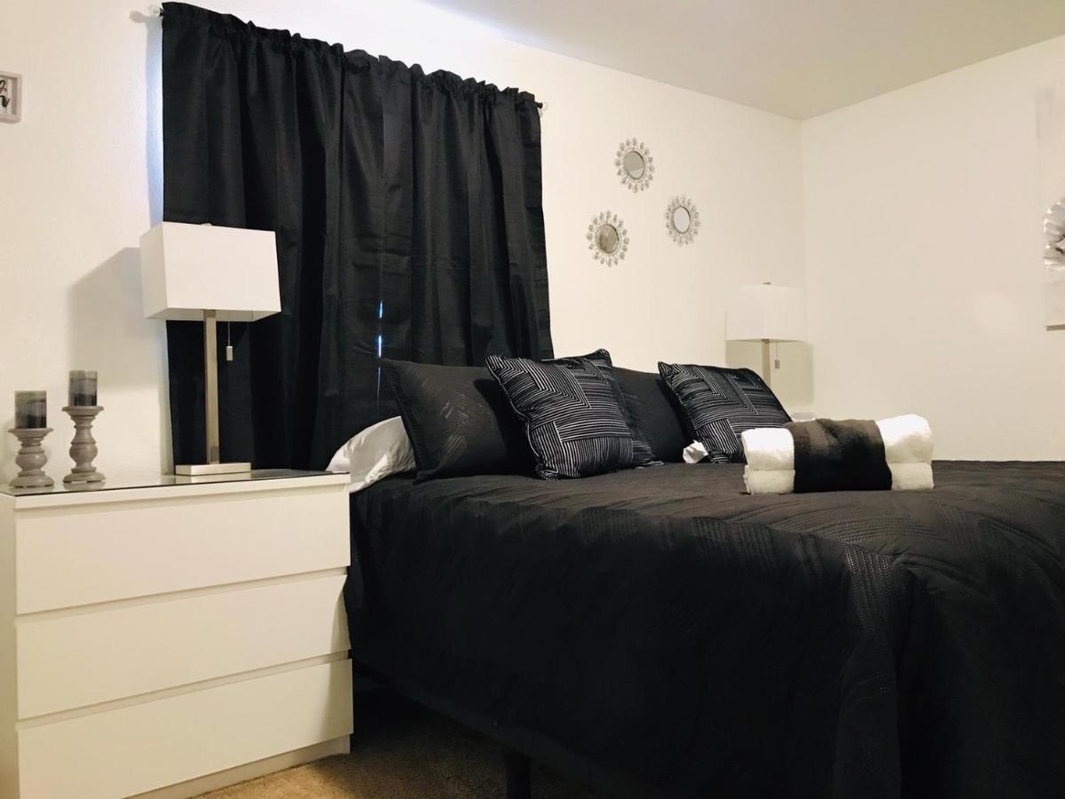 Apartment Luxury At Modern House Las Vegas