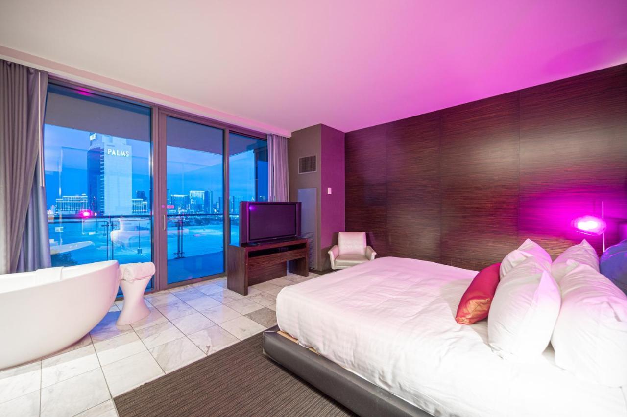 Stripviewsuites Two-bedroom Conjoined At Palms Place Las Vegas