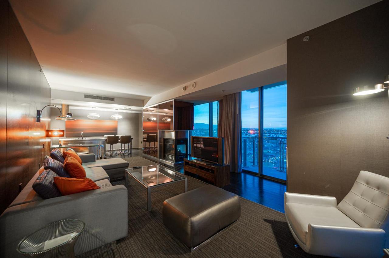 Aparthotel Stripviewsuites Two-bedroom Conjoined At Palms Place Las Vegas